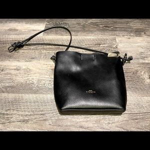 Coach crossbody bucket bag purse